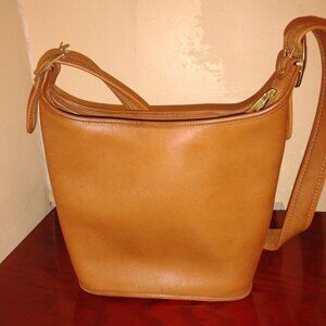 Vintage tan leather bucket bag made in USA